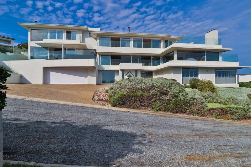 4 Bedroom Property for Sale in Pinnacle Point Golf Estate Western Cape